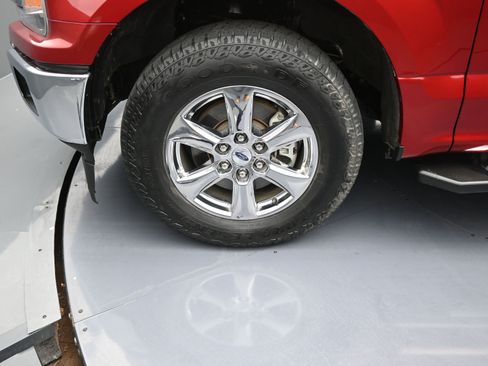 Used 2019 Ford F150 XLT w/ Equipment Group 302A Luxury image 10