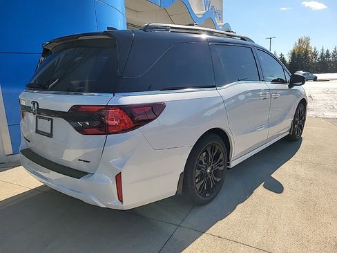 New 2026 Honda Odyssey Sport-L image 9