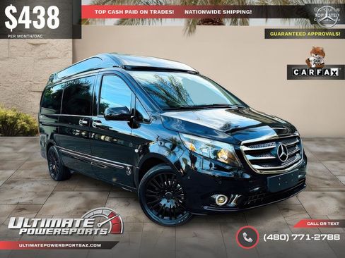 Used 2017 Mercedes-Benz Metris image 1