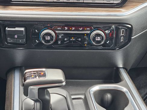 Used 2022 Chevrolet Silverado 1500 RST w/ RST All Star Premium Package AWD/4WD image 13