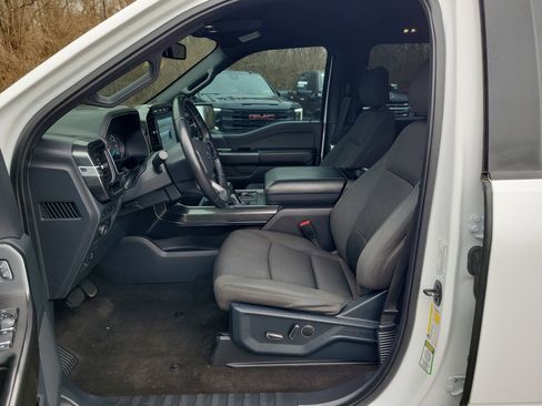 Used 2021 Ford F150 XLT w/ Equipment Group 302A High image 16