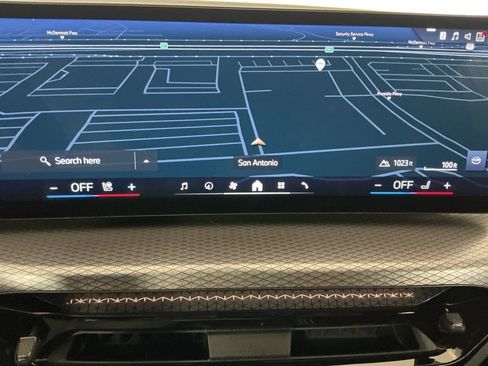 Certified 2025 BMW 430i w/ M Sport Package image 11