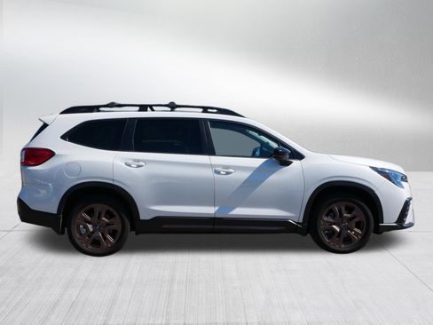 Used 2025 Subaru Ascent Bronze Edition AWD/4WD image 8