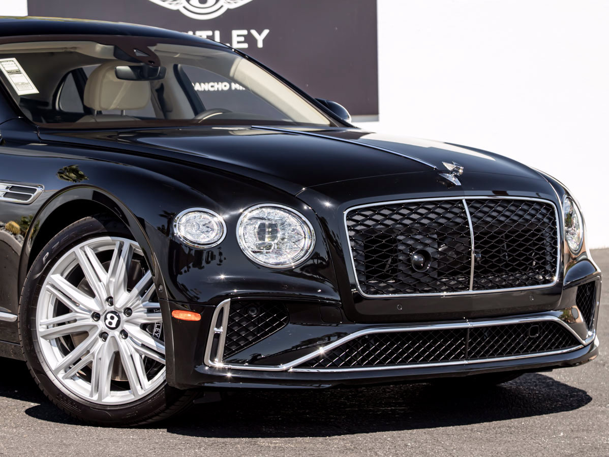 Used 2026 Bentley Flying Spur V8 AWD/4WD image 8