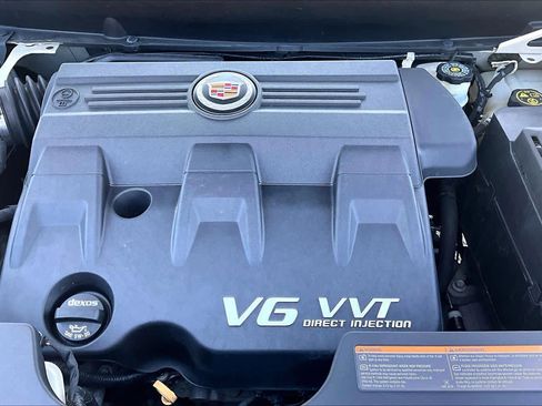 Used 2016 Cadillac SRX Luxury w/ Driver Awareness Package image 33