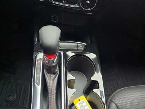 Used 2024 Chevrolet Trax RS image 20