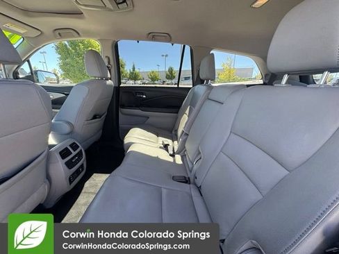 Used 2018 Honda Pilot Touring image 28