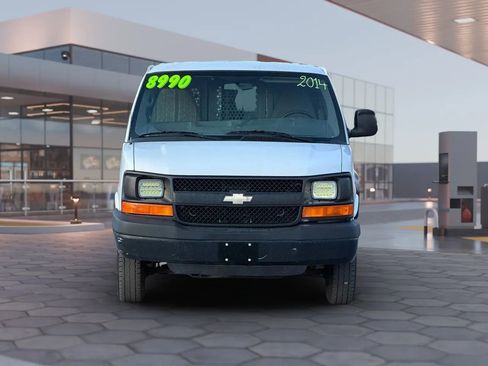 Used 2014 Chevrolet Express 2500 image 3
