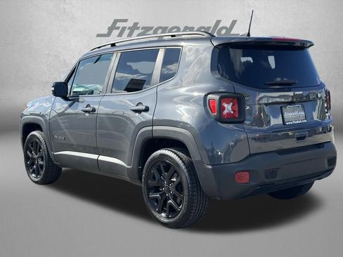 Used 2022 Jeep Renegade Altitude w/ Convenience Group image 7