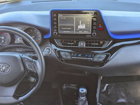 Used 2021 Toyota C-HR XLE image 14