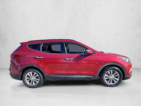 Used 2017 Hyundai Santa Fe Sport 2.0T image 4