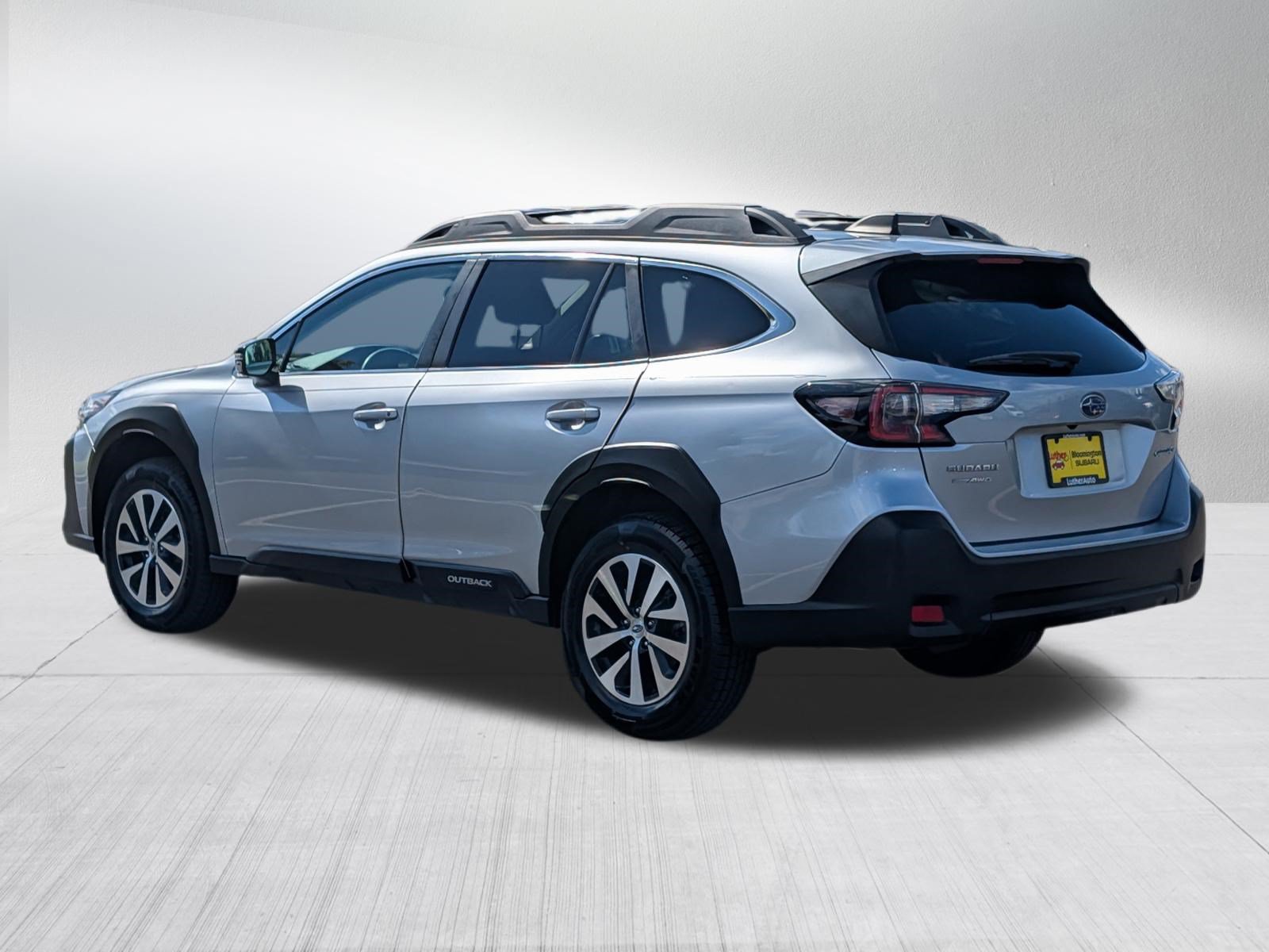 Used 2024 Subaru Outback Premium AWD/4WD image 5