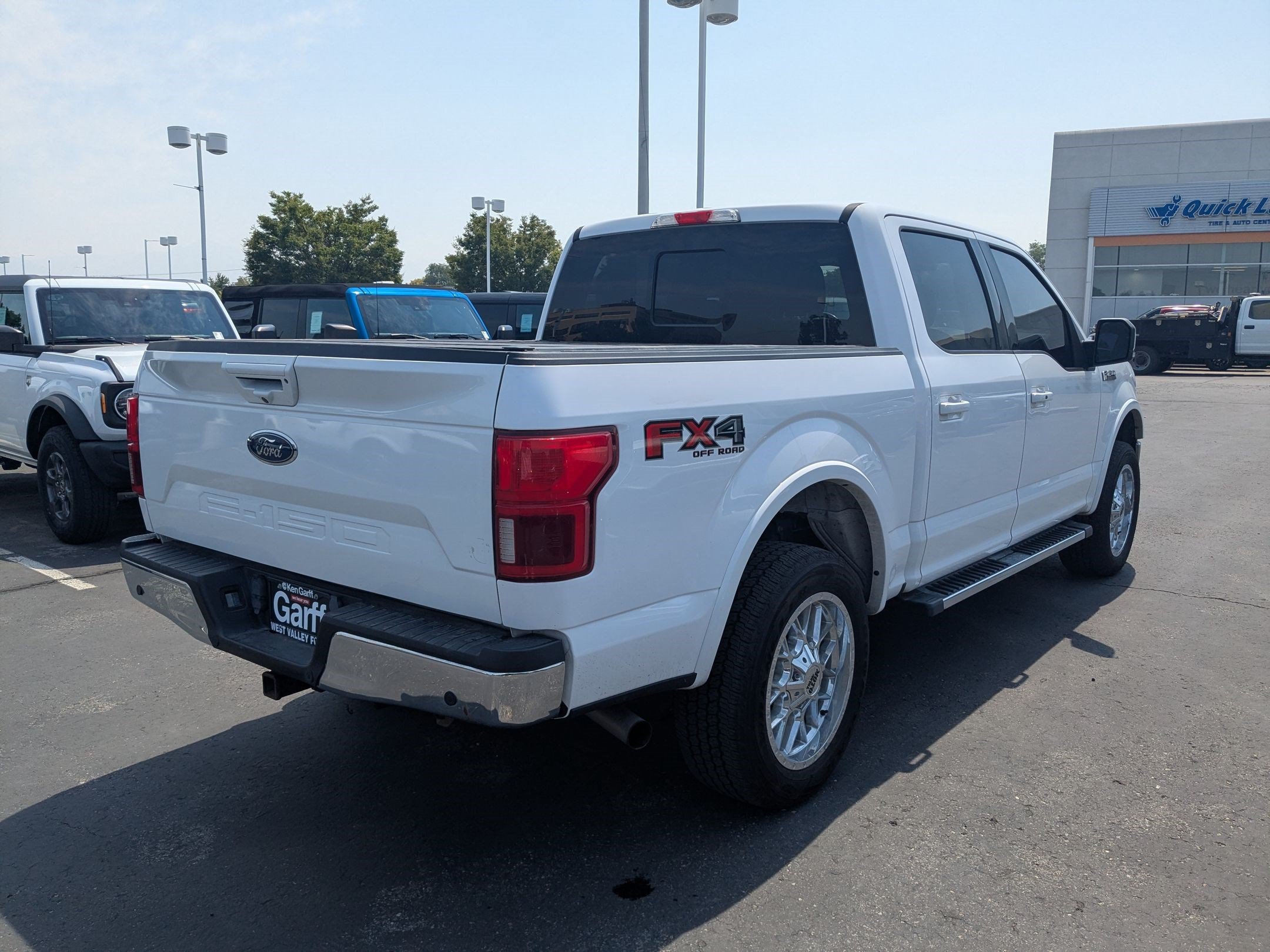 Used 2020 Ford F150 Lariat w/ FX4 Off-Road Package AWD/4WD image 3