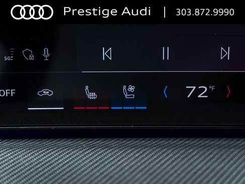 New 2025 Audi SQ5 Prestige image 20
