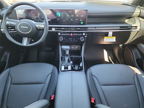 New 2025 Hyundai Santa Cruz SEL image 10