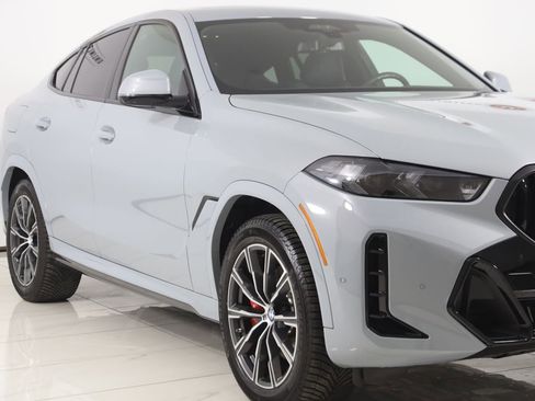 Used 2025 BMW X6 xDrive40i image 44