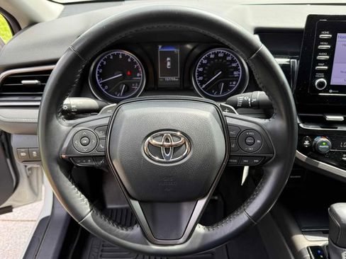 Used 2023 Toyota Camry SE image 14