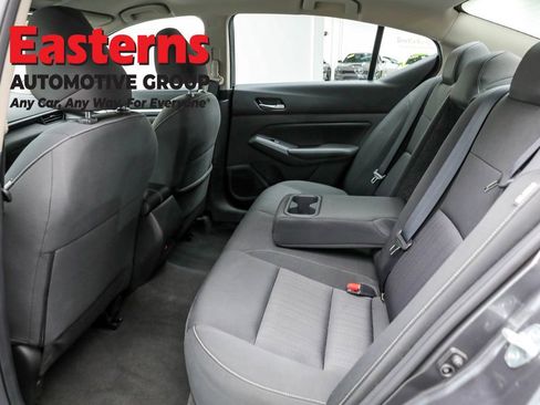 Used 2022 Nissan Altima 2.5 SV image 21