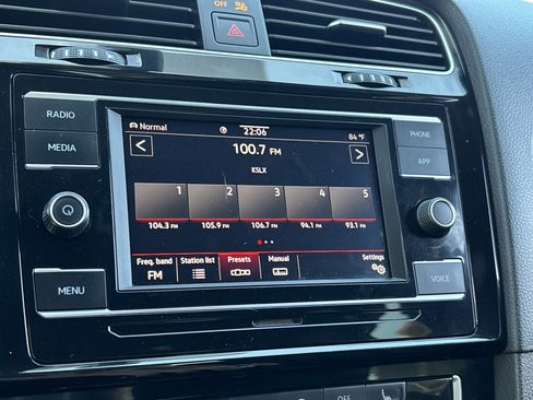 Used 2020 Volkswagen GTI S image 20