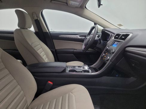 Used 2018 Ford Fusion S image 21