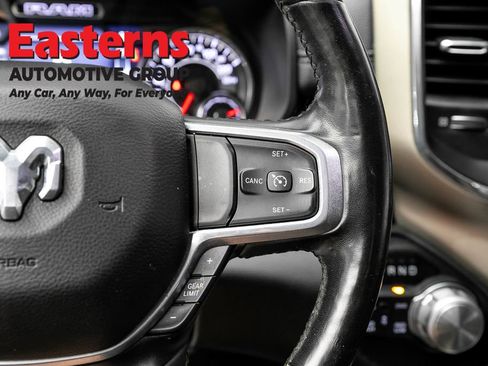 Used 2019 RAM 1500 Laramie AWD/4WD image 16