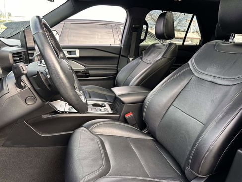 Certified 2022 Ford Explorer ST w/ Equipment Group 401A image 14