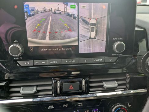 Used 2024 Nissan Pathfinder Rock Creek image 17