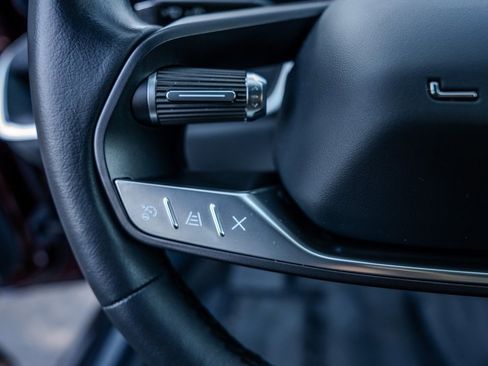 Used 2024 Lucid Air Touring image 6