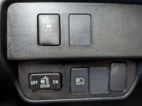 Used 2021 Toyota Tacoma SR5 image 16