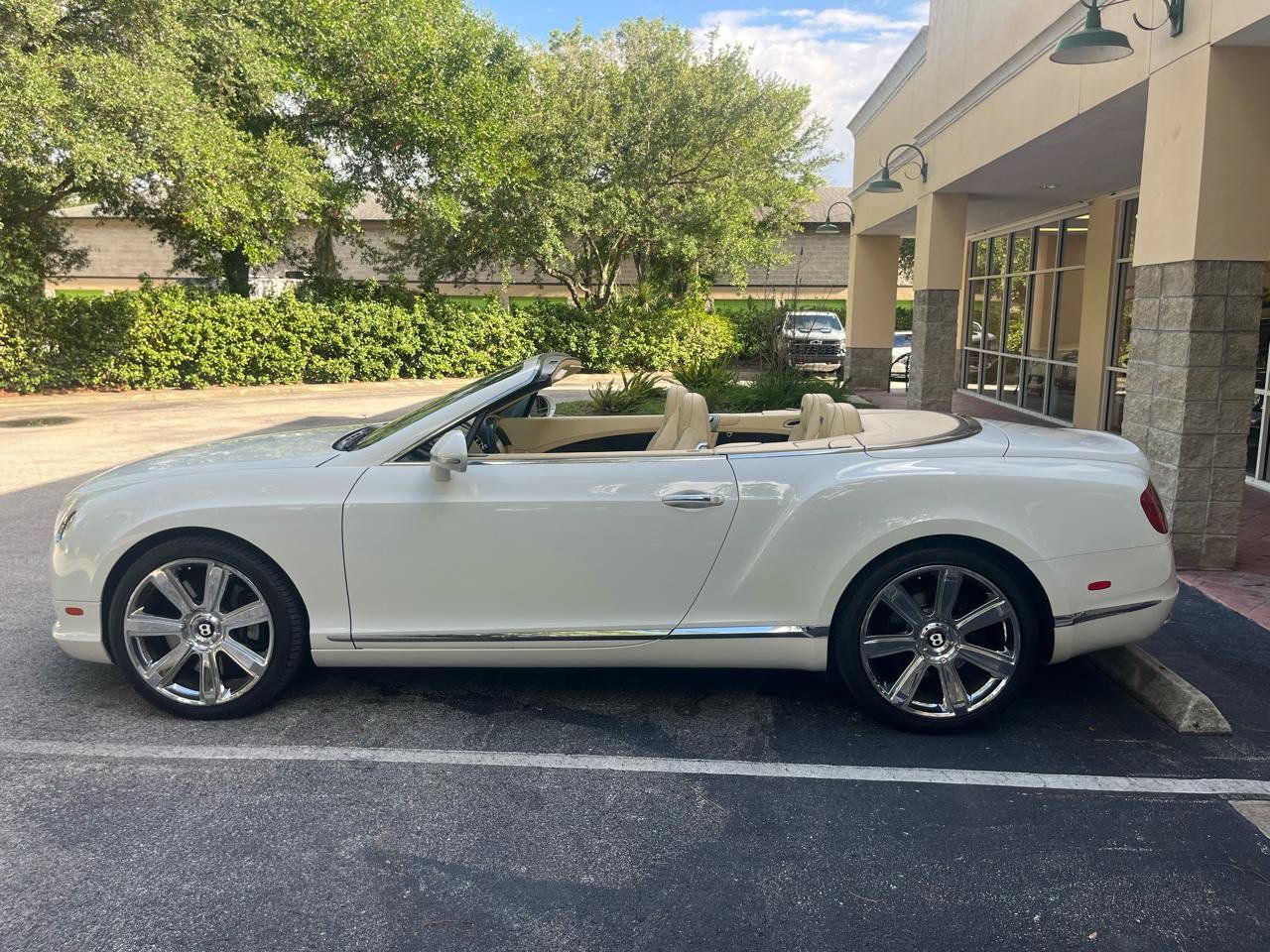 Used 2012 Bentley Continental GT AWD/4WD image 21