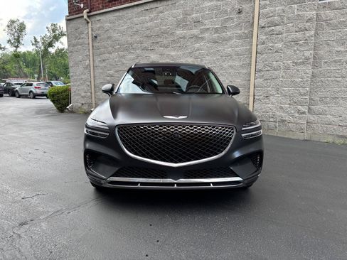 Used 2023 Genesis GV70 2.5T w/ Advanced Package AWD/4WD image 5