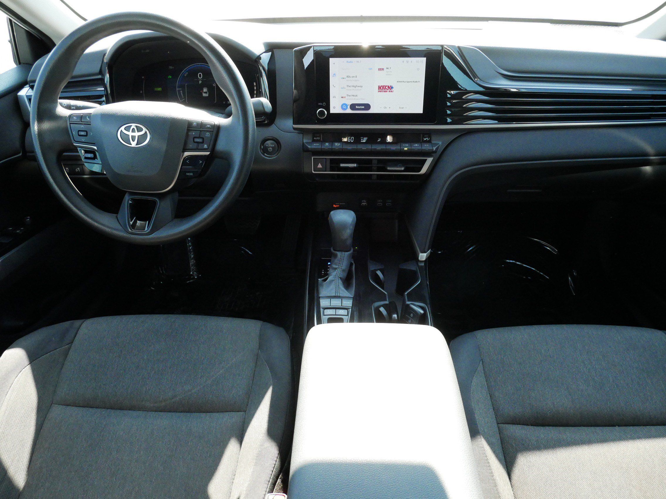 Certified 2025 Toyota Camry LE FWD image 10