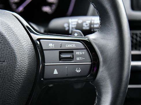 Used 2024 Honda Civic Sport image 28