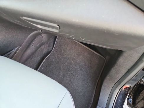 Used 2019 Ford Escape S image 8