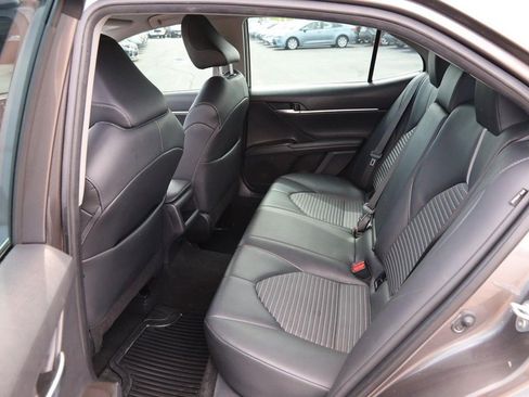 Used 2023 Toyota Camry SE w/ Convenience Package FWD image 9