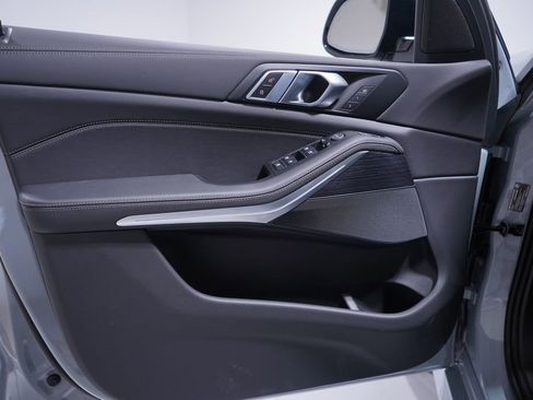 New 2026 BMW X5 sDrive40i w/ M Sport Package image 10