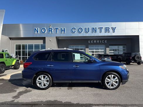 Used 2018 Nissan Pathfinder SL w/ SL Premium Package image 1