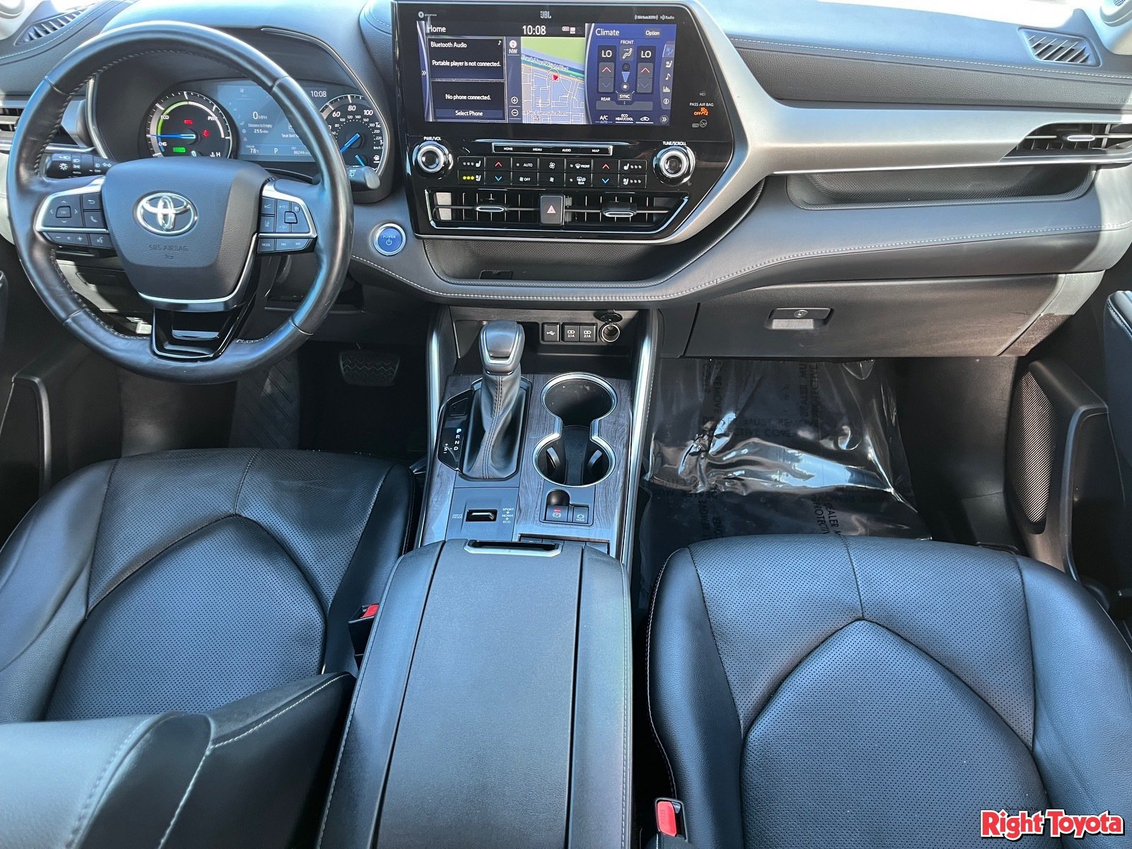 Certified 2021 Toyota Highlander Limited AWD/4WD image 18