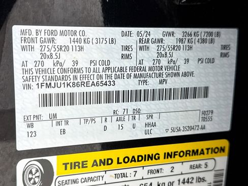 Used 2024 Ford Expedition Limited image 43