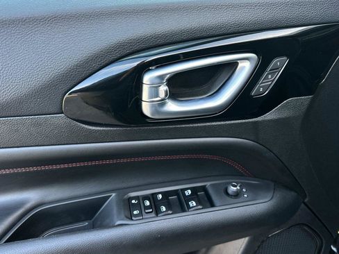 Used 2023 Jeep Compass Trailhawk w/ Trailhawk Elite Group image 10