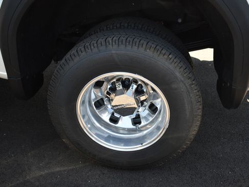 Used 2025 GMC Sierra 3500 Denali w/ Denali Reserve Package image 10