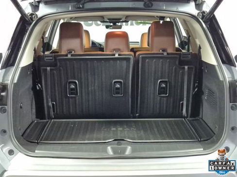 Used 2025 Nissan Pathfinder Platinum w/ Cargo Package AWD/4WD image 30
