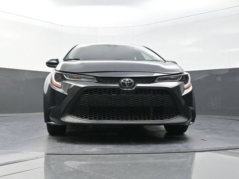 Certified 2021 Toyota Corolla LE FWD image 32