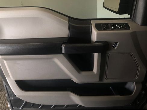 Used 2018 Ford F150 XL w/ Equipment Group 101A Mid image 16