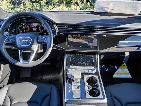 New 2026 Audi Q7 2.0T Premium image 12