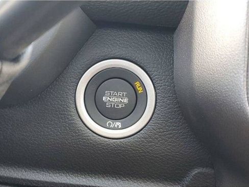 New 2026 RAM 2500 Laramie AWD/4WD image 24