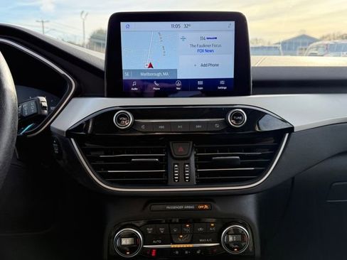 Used 2021 Ford Escape SE w/ Convenience Package image 32