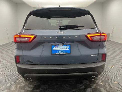 New 2026 Ford Escape ST-Line w/ Tech Pack #1 image 10
