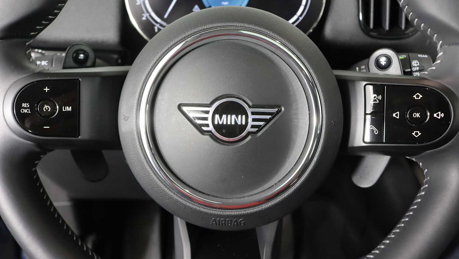 Used 2023 MINI Cooper Countryman S FWD image 19