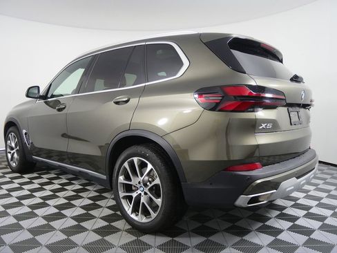 Certified 2026 BMW X5 xDrive40i image 5
